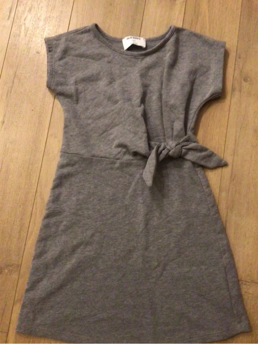 BUNDLE $3/$15  Old Navy Grey Tie-Waist A-Line Knit Dress small 6-7